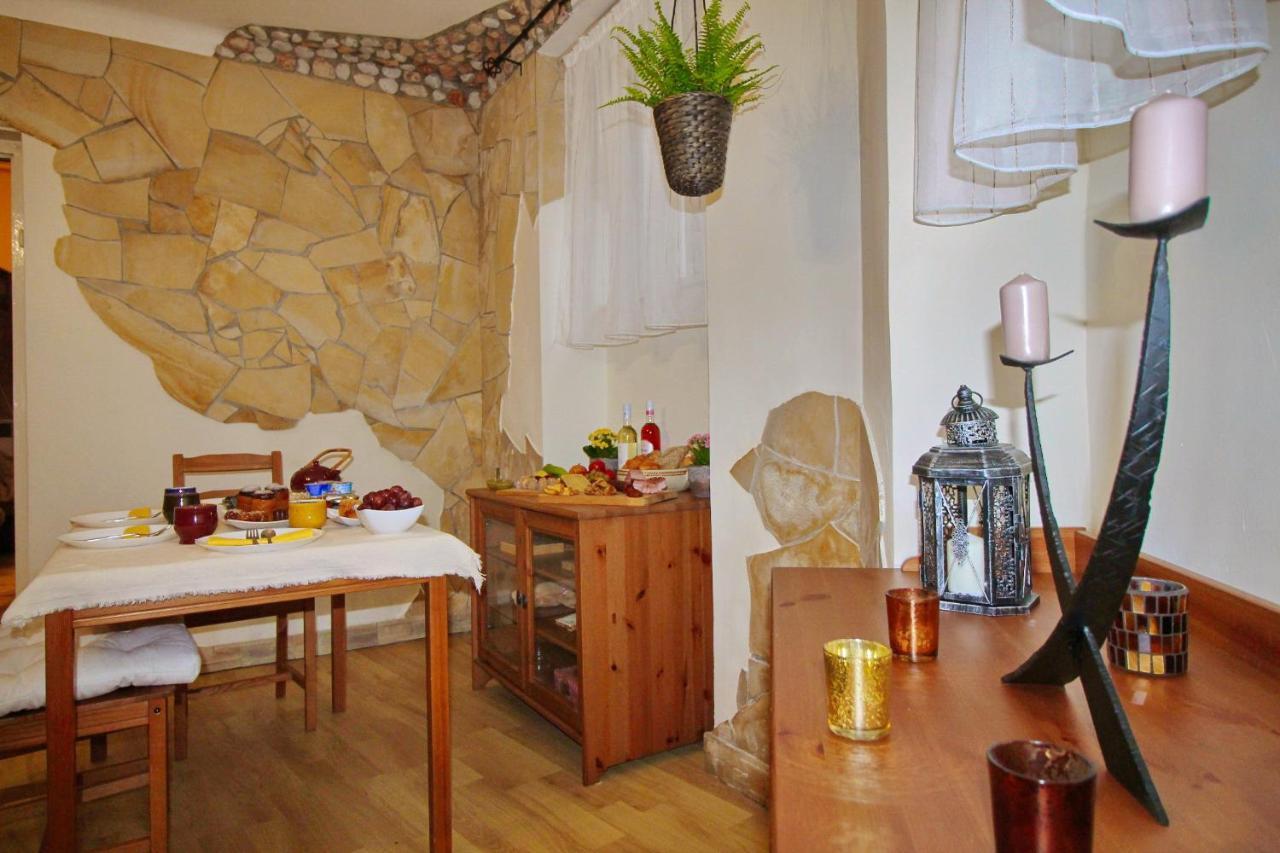Cosy Castle Apartment Budapest Exteriör bild